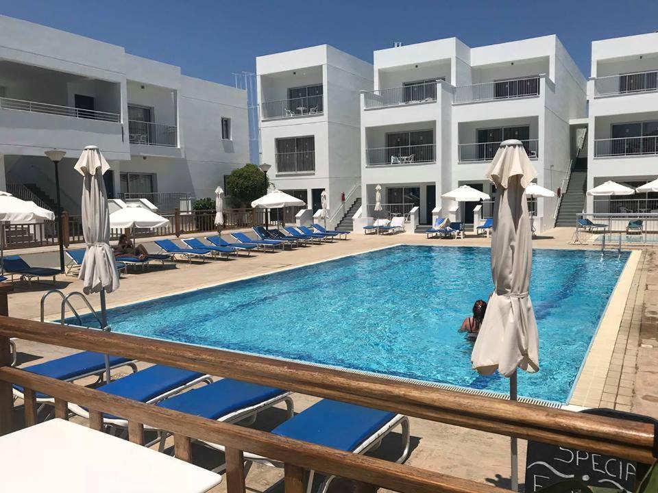 Sweet Memories Hotel Apts Protaras Buitenkant foto
